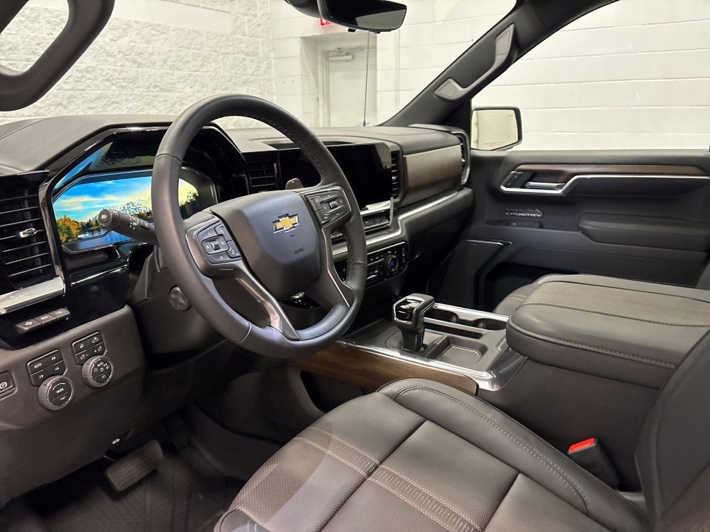 2025 Chevrolet Silverado 1500 High Country