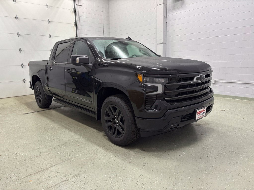 2026 Chevrolet Silverado 1500 High Country Crew Cab Short Box 4WD