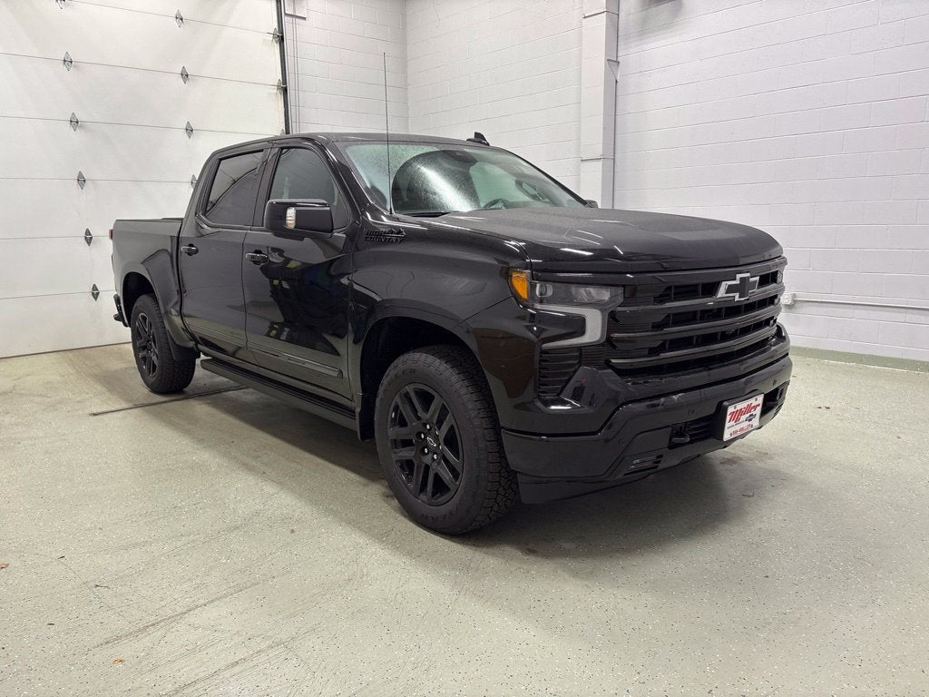 2026 Chevrolet Silverado 1500 High Country Crew Cab Short Box 4WD