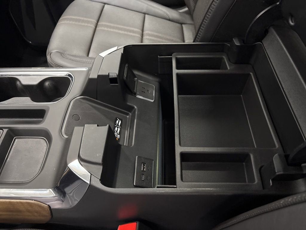 2026 Chevrolet Silverado 1500 High Country Crew Cab Short Box 4WD