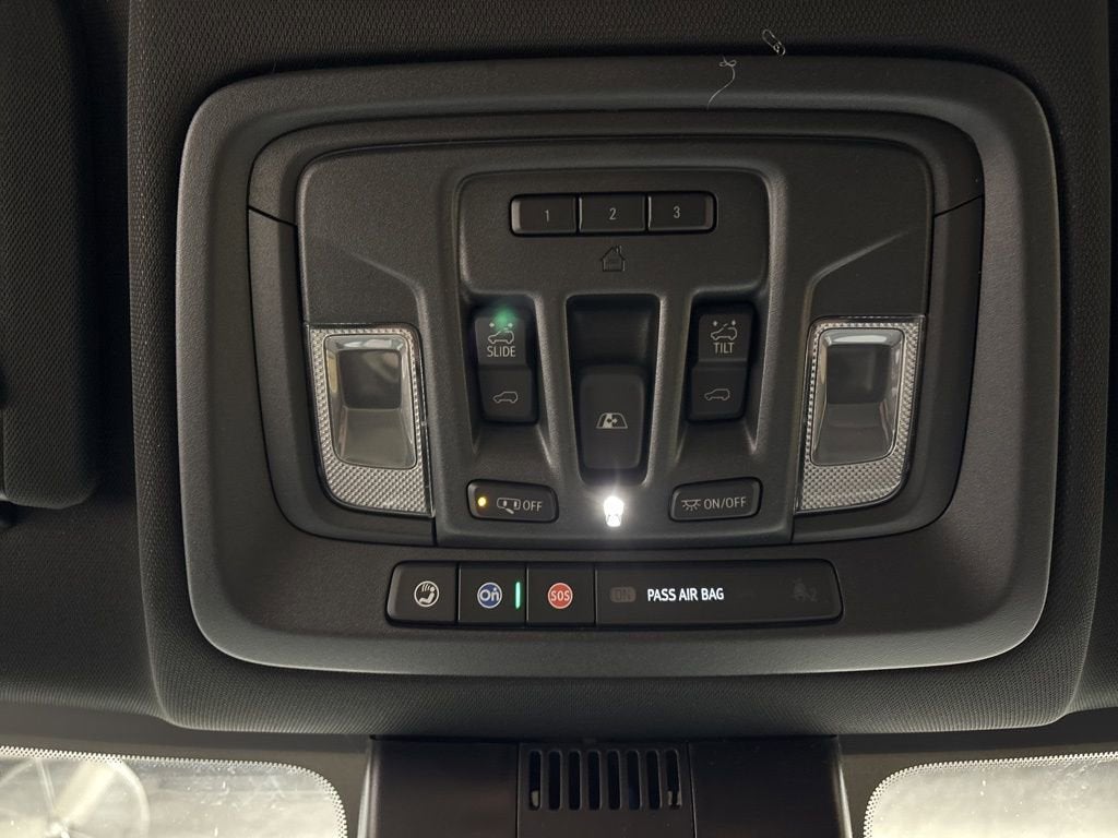 2026 Chevrolet Silverado 1500 High Country Crew Cab Short Box 4WD