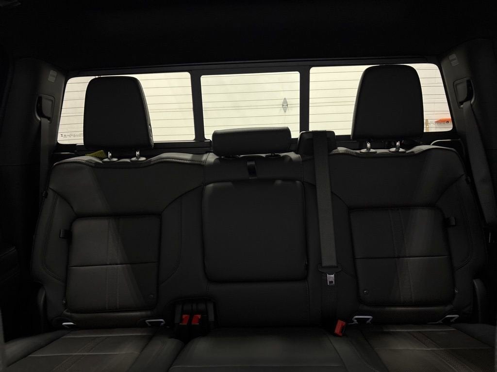 2026 Chevrolet Silverado 1500 High Country Crew Cab Short Box 4WD