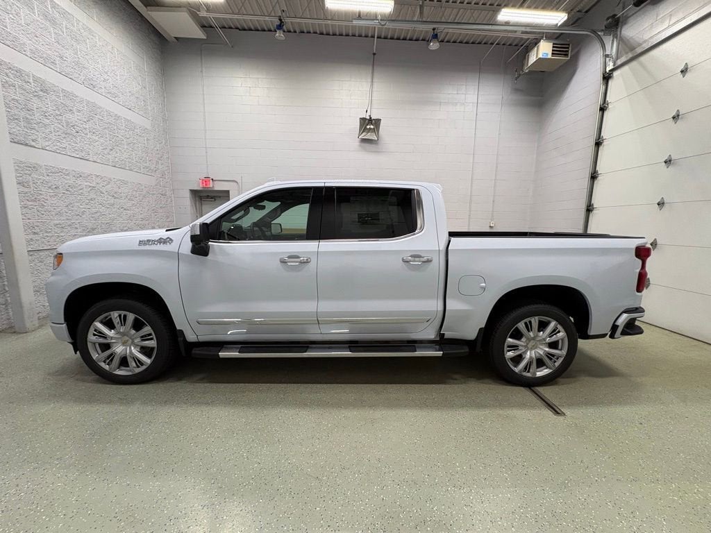 2026 Chevrolet Silverado 1500 High Country Crew Cab Short Box 4WD