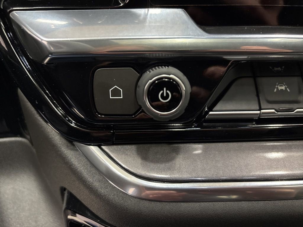 2026 Chevrolet Silverado 1500 High Country Crew Cab Short Box 4WD