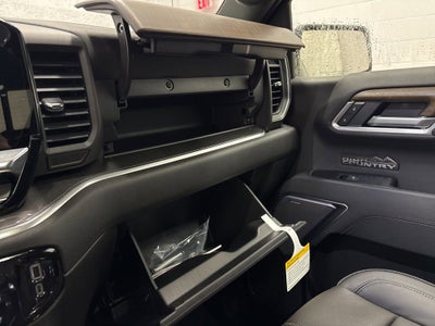 2026 Chevrolet Silverado 1500 High Country Crew Cab Short Box 4WD