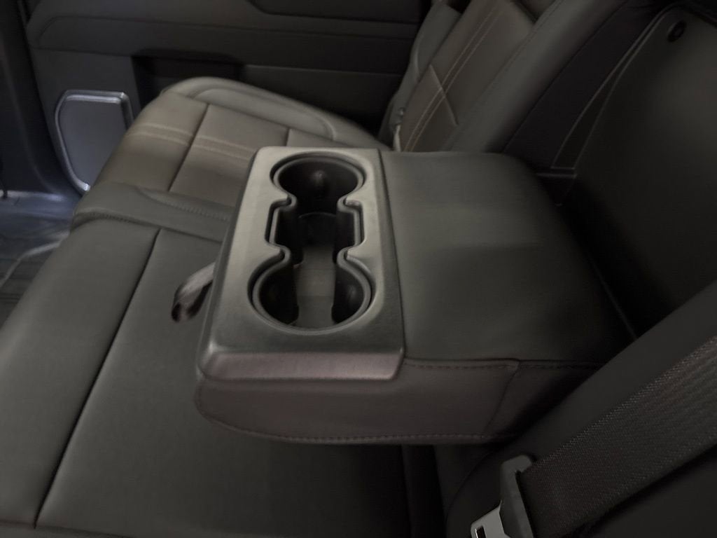 2026 Chevrolet Silverado 1500 High Country Crew Cab Short Box 4WD