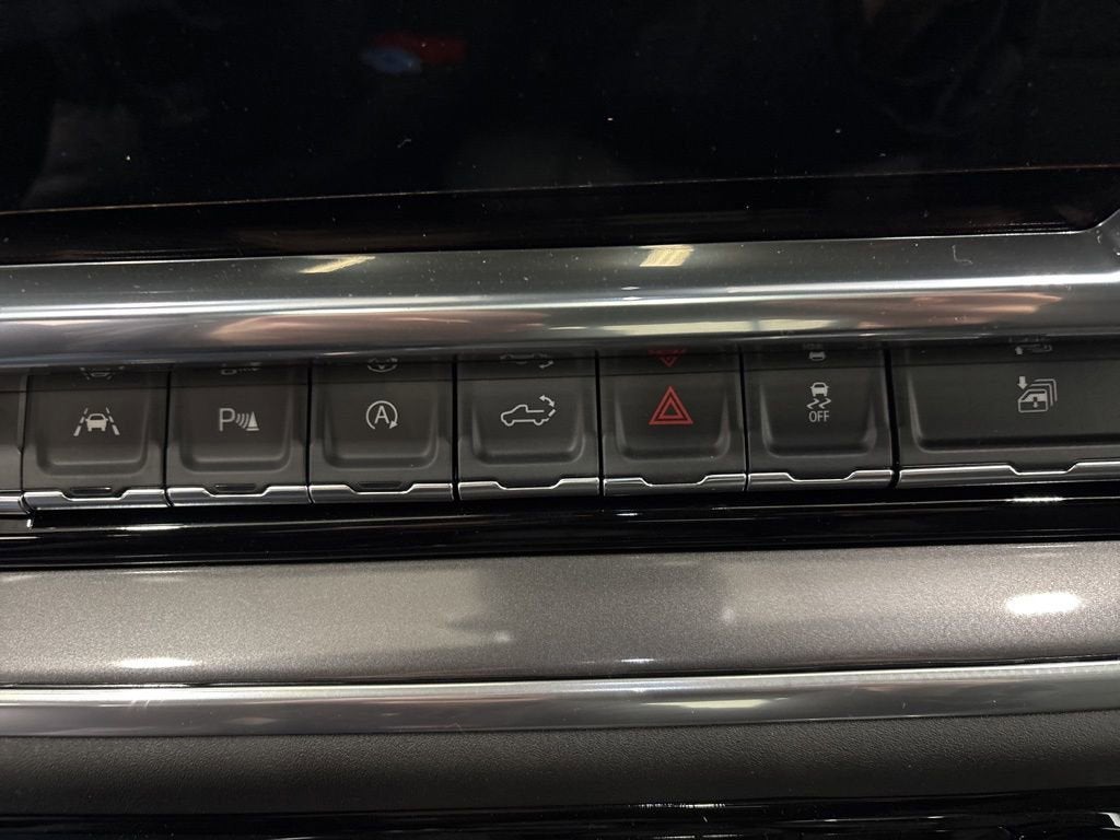 2026 Chevrolet Silverado 1500 High Country Crew Cab Short Box 4WD