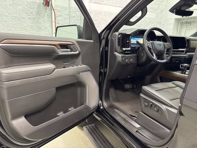 2026 Chevrolet Silverado 1500 High Country Crew Cab Short Box 4WD