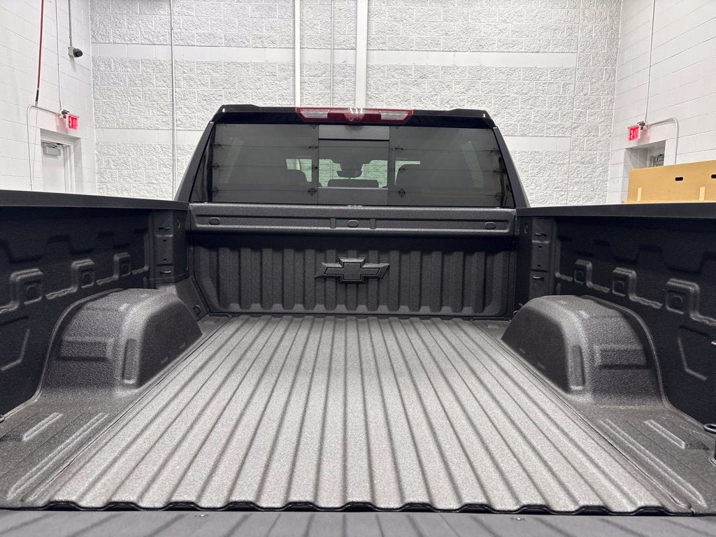 2026 Chevrolet Silverado 1500 High Country Crew Cab Short Box 4WD