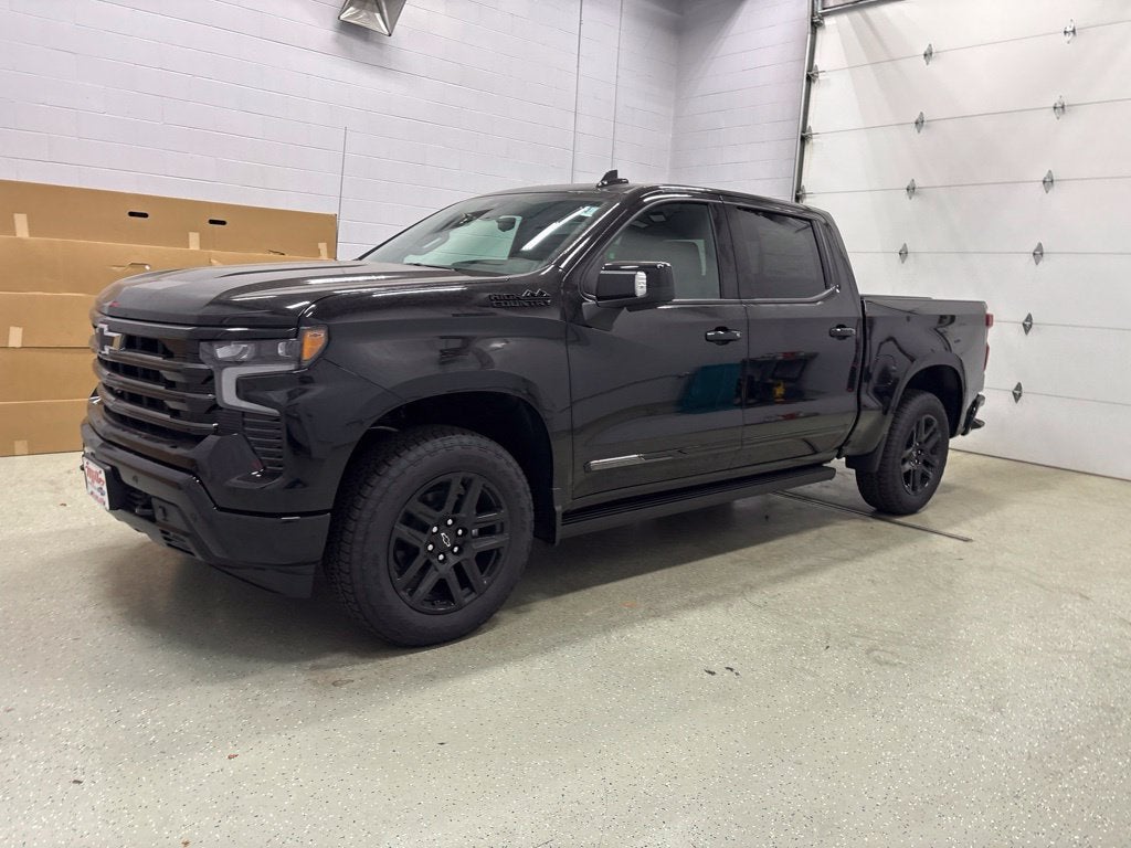 2026 Chevrolet Silverado 1500 High Country Crew Cab Short Box 4WD