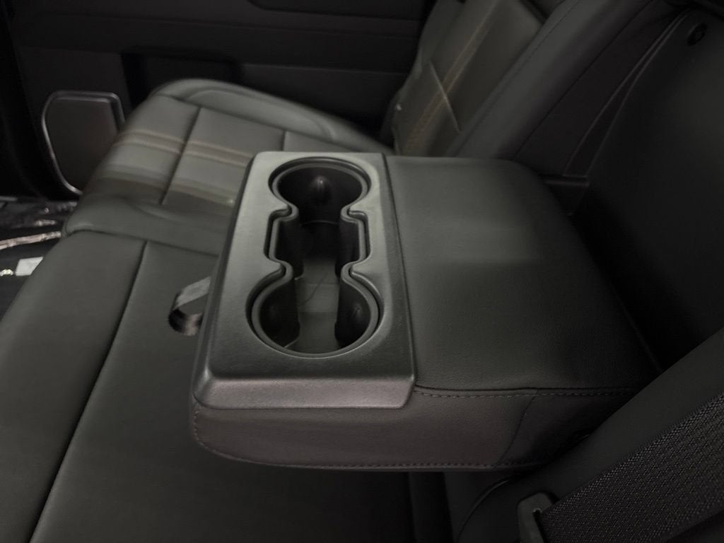 2026 Chevrolet Silverado 1500 High Country Crew Cab Short Box 4WD