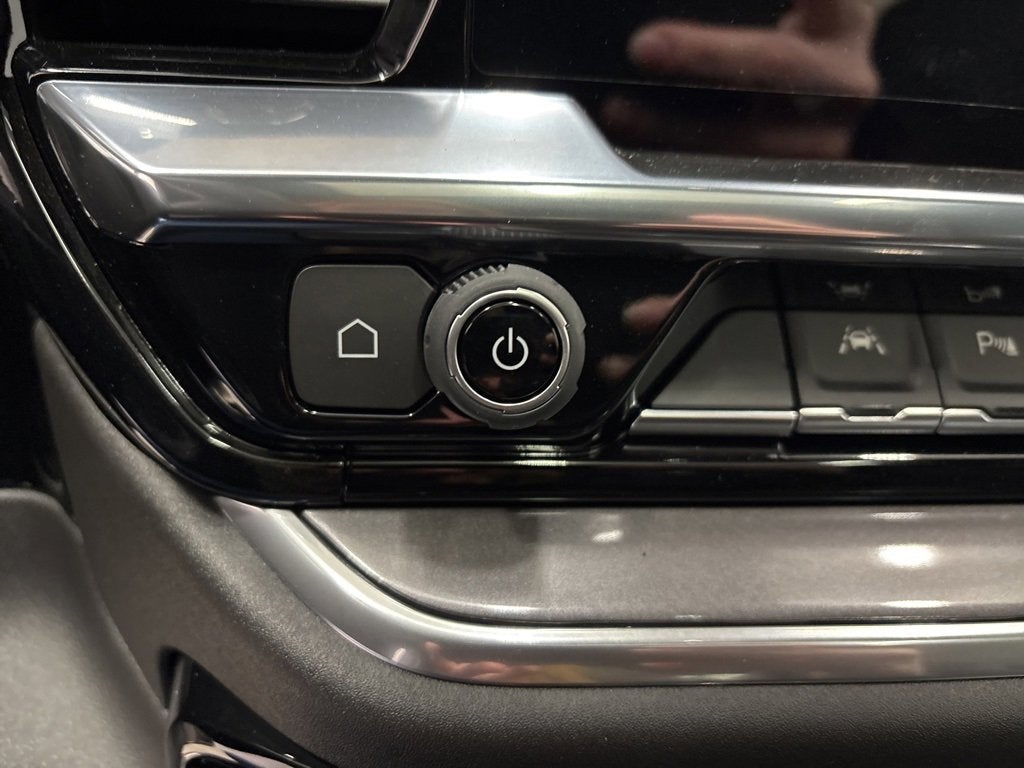 2026 Chevrolet Silverado 1500 High Country Crew Cab Short Box 4WD