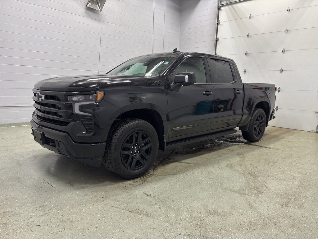 2026 Chevrolet Silverado 1500 High Country Crew Cab Short Box 4WD