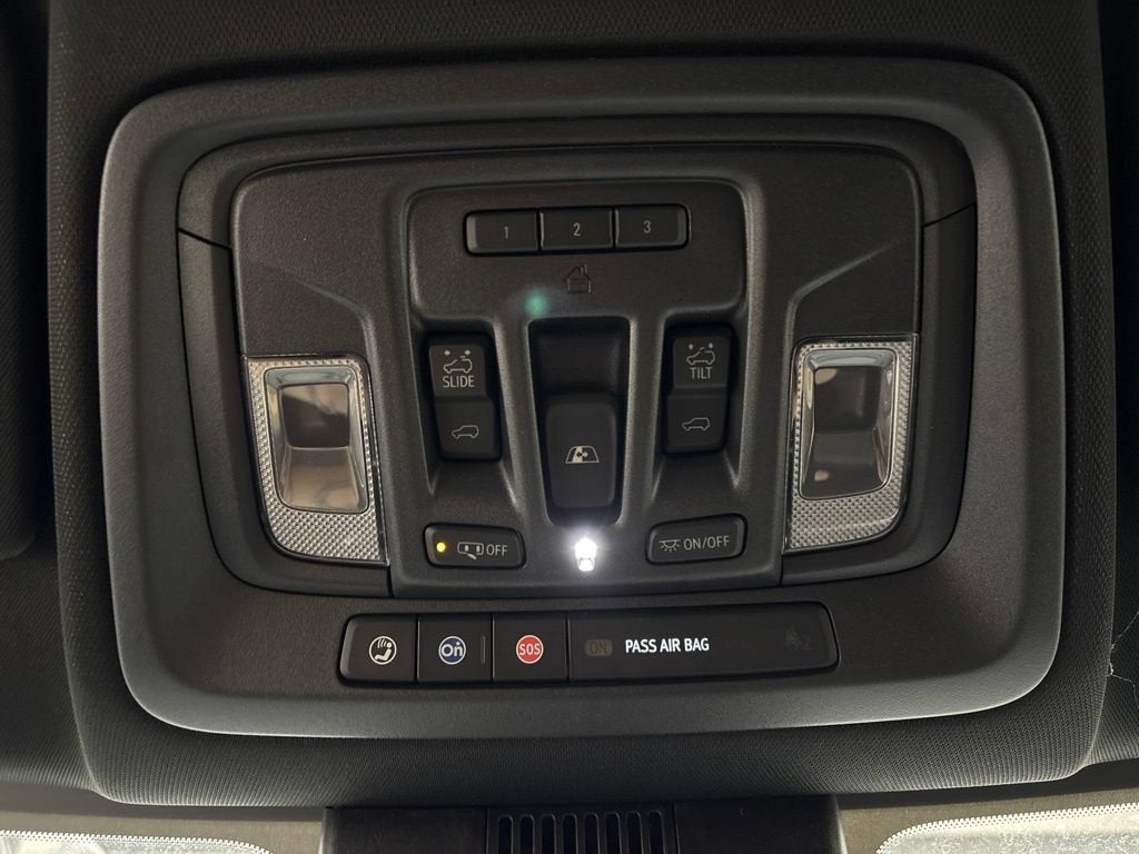 2026 Chevrolet Silverado 1500 High Country Crew Cab Short Box 4WD