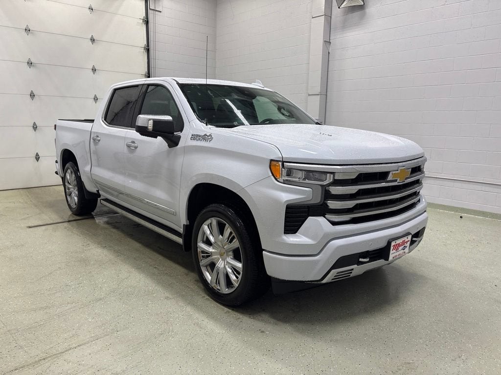 2026 Chevrolet Silverado 1500 High Country Crew Cab Short Box 4WD