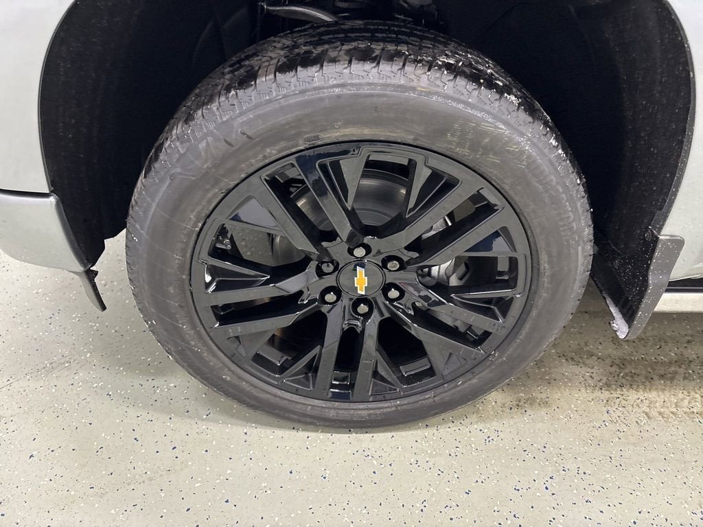 2026 Chevrolet Silverado 1500 High Country Crew Cab Short Box 4WD