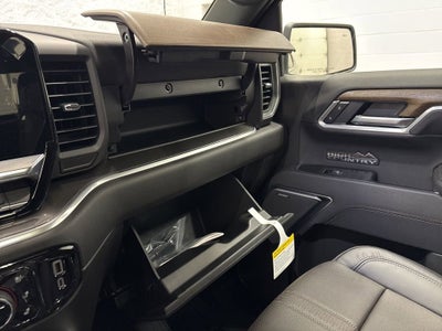 2026 Chevrolet Silverado 1500 High Country Crew Cab Short Box 4WD