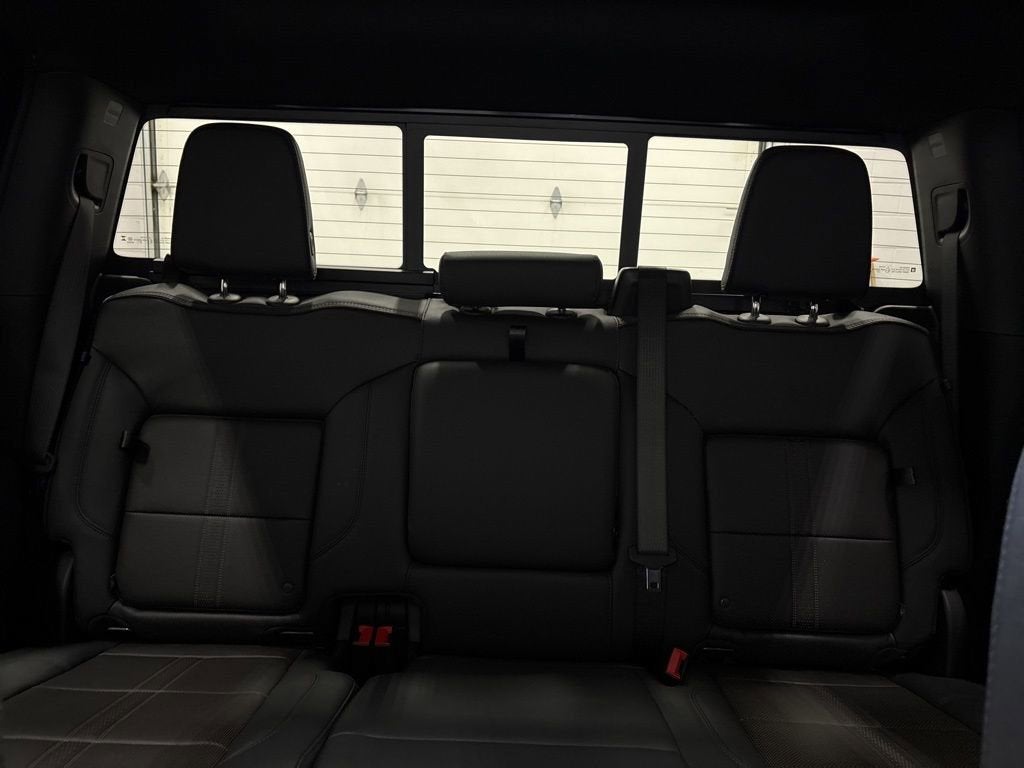 2026 Chevrolet Silverado 1500 High Country Crew Cab Short Box 4WD