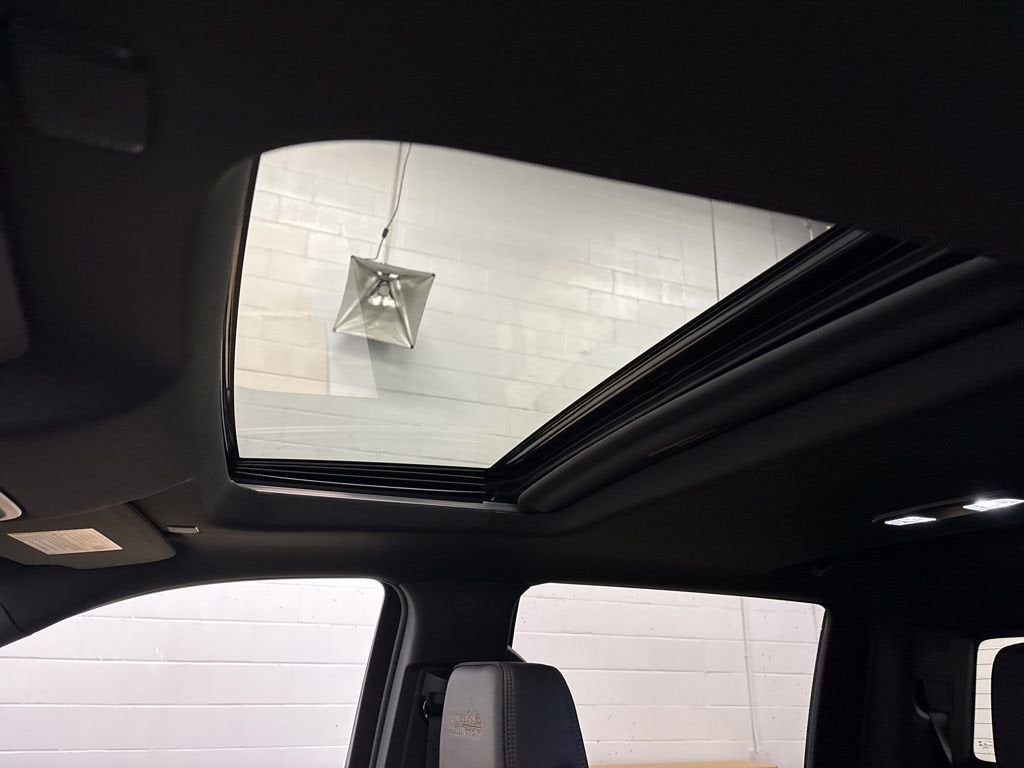 2026 Chevrolet Silverado 1500 High Country Crew Cab Short Box 4WD