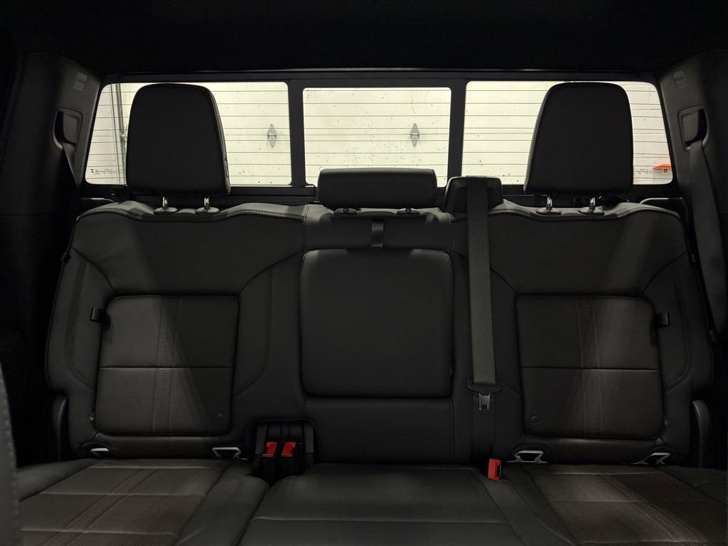 2026 Chevrolet Silverado 1500 High Country Crew Cab Short Box 4WD