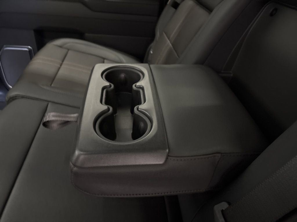 2026 Chevrolet Silverado 1500 High Country Crew Cab Short Box 4WD