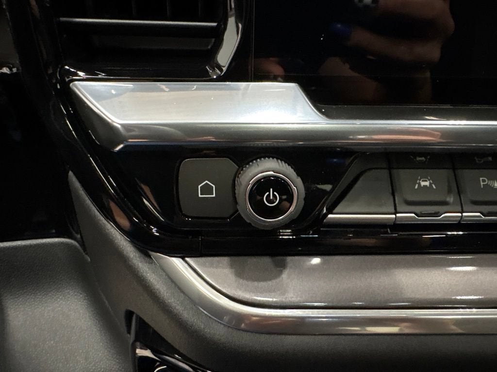 2026 Chevrolet Silverado 1500 High Country Crew Cab Short Box 4WD