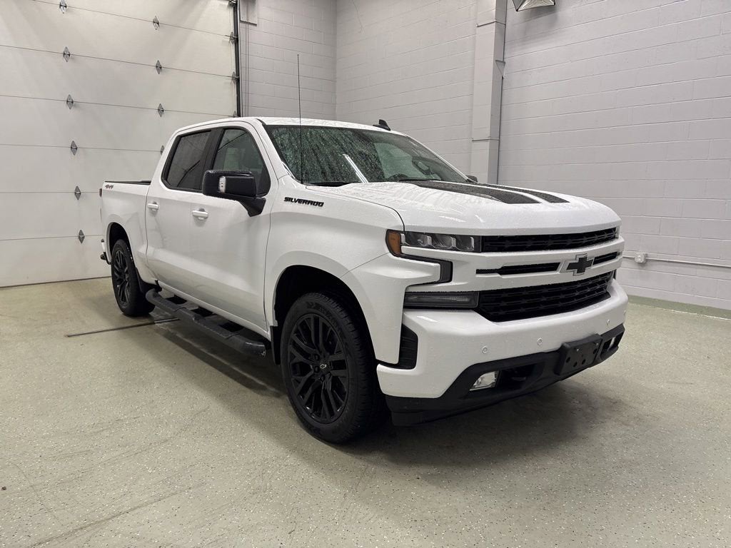 Used 2020 Chevrolet Silverado 1500 RST with VIN 1GCUYEED7LZ315221 for sale in Rogers, Minnesota