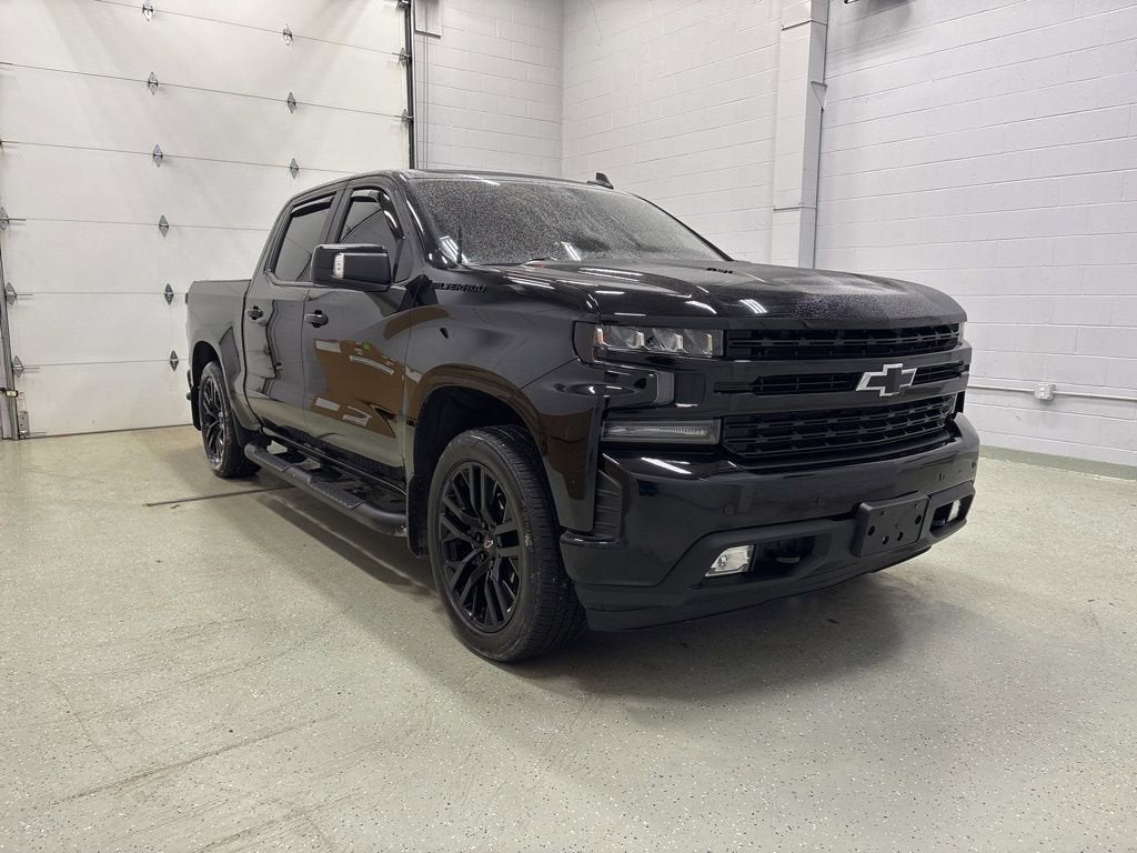 Used 2020 Chevrolet Silverado 1500 RST with VIN 1GCUYEEL3LZ379666 for sale in Rogers, Minnesota