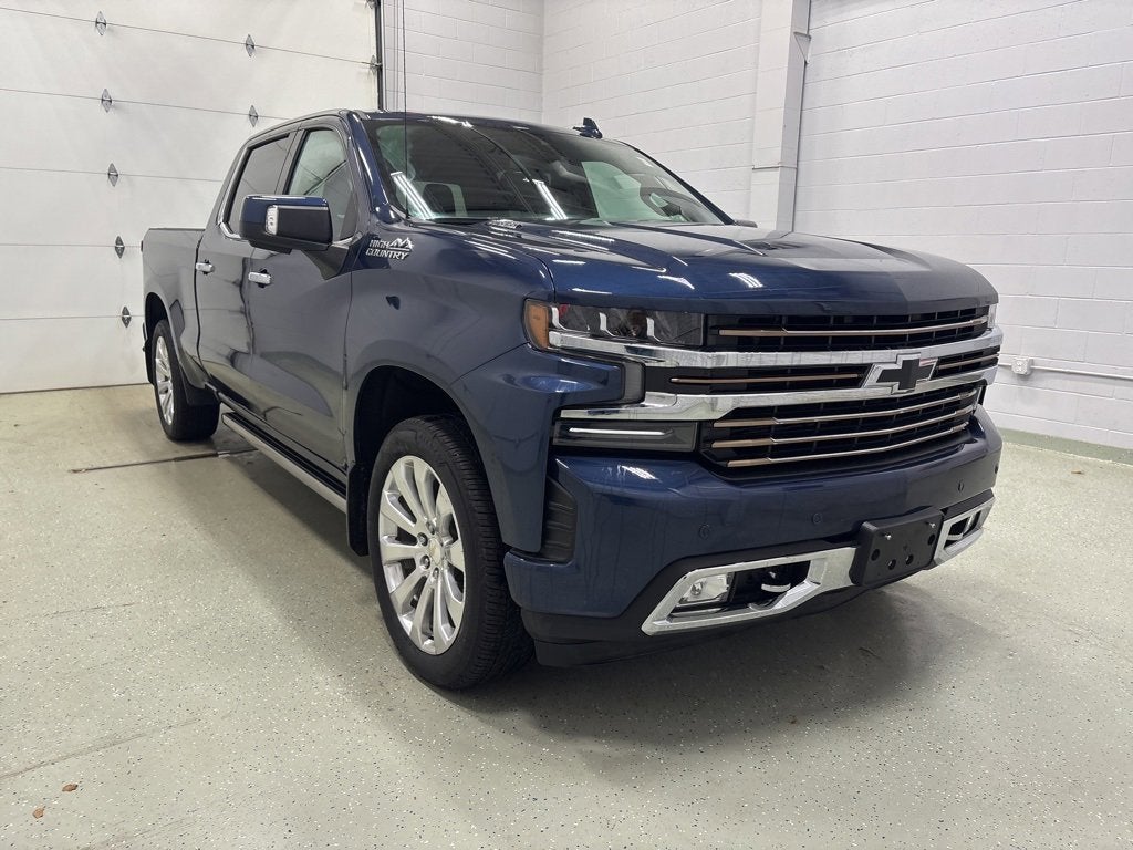Used 2021 Chevrolet Silverado 1500 High Country with VIN 1GCUYHET7MZ282862 for sale in Rogers, Minnesota