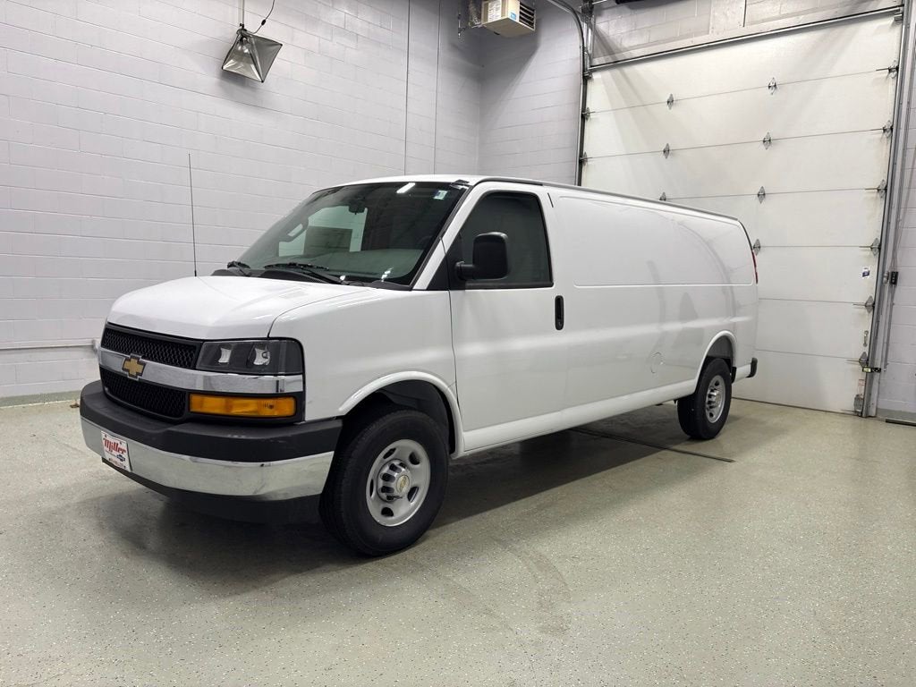 2026 Chevrolet Express Cargo WT 3500 Extended Wheelbase RWD