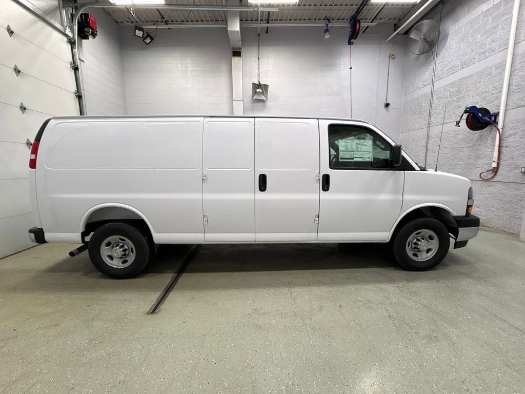 2026 Chevrolet Express Cargo WT 3500 Extended Wheelbase RWD