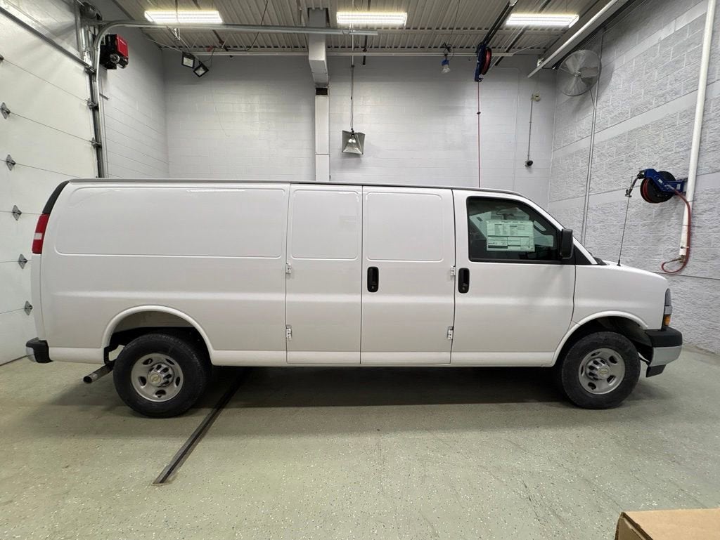 2026 Chevrolet Express Cargo WT 3500 Extended Wheelbase RWD