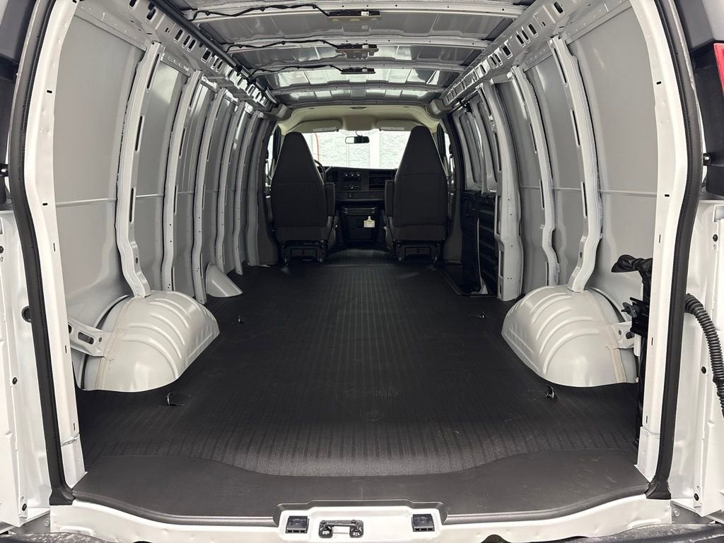 2026 Chevrolet Express Cargo WT 3500 Extended Wheelbase RWD