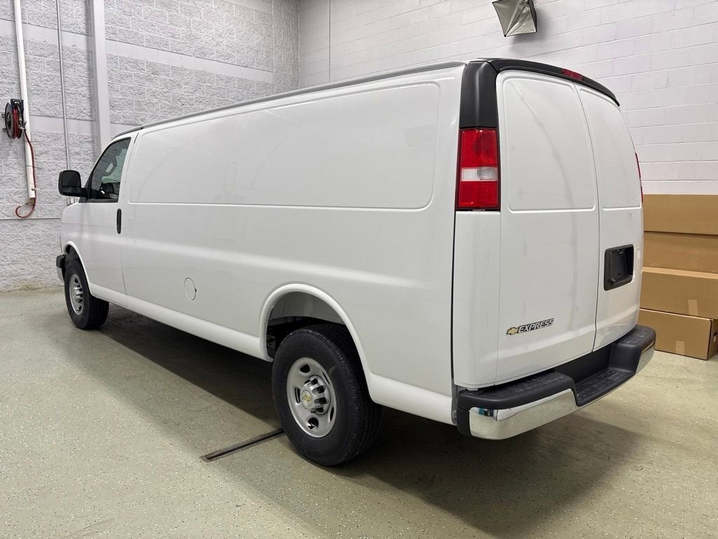 2026 Chevrolet Express Cargo WT 3500 Extended Wheelbase RWD