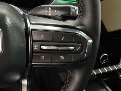 2025 GMC Acadia AT4