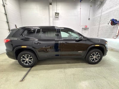 2025 GMC Acadia AT4