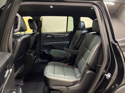 2025 GMC Acadia AT4