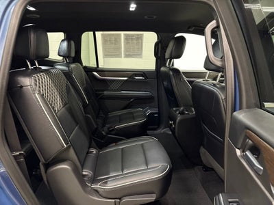 2025 GMC Acadia Denali