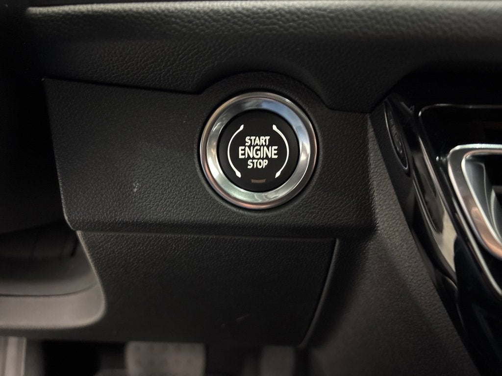 2026 Chevrolet Traverse LT SUV AWD