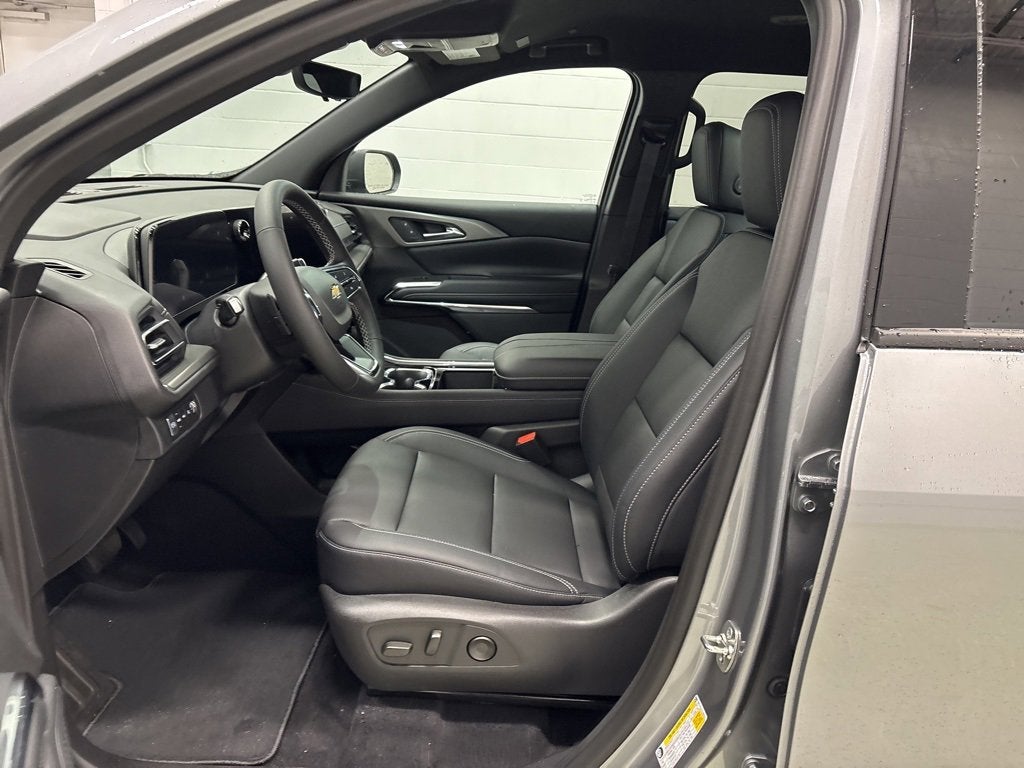 2026 Chevrolet Traverse LT SUV AWD