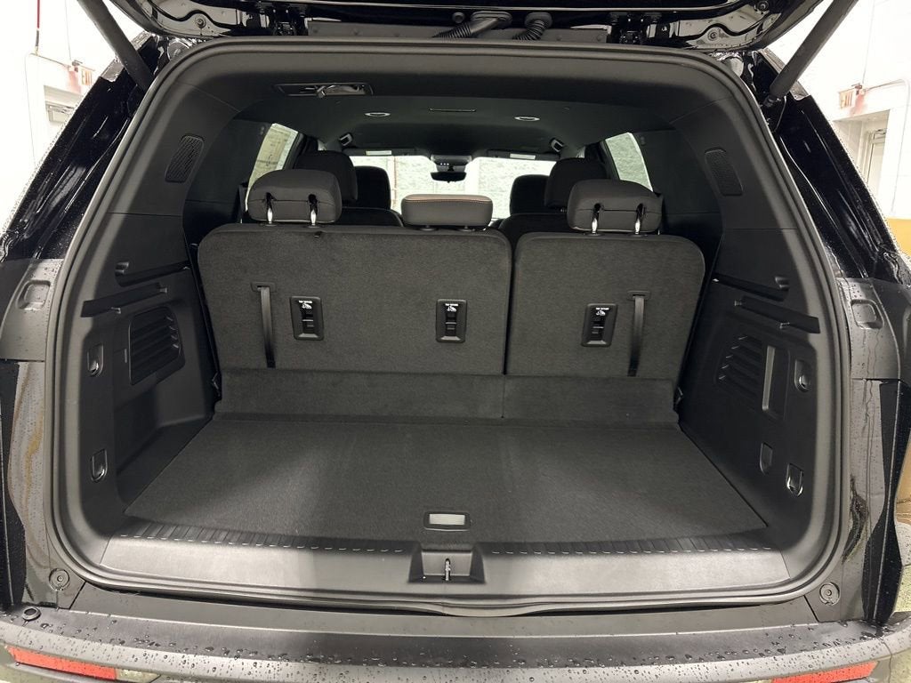 2026 Chevrolet Traverse LT SUV AWD