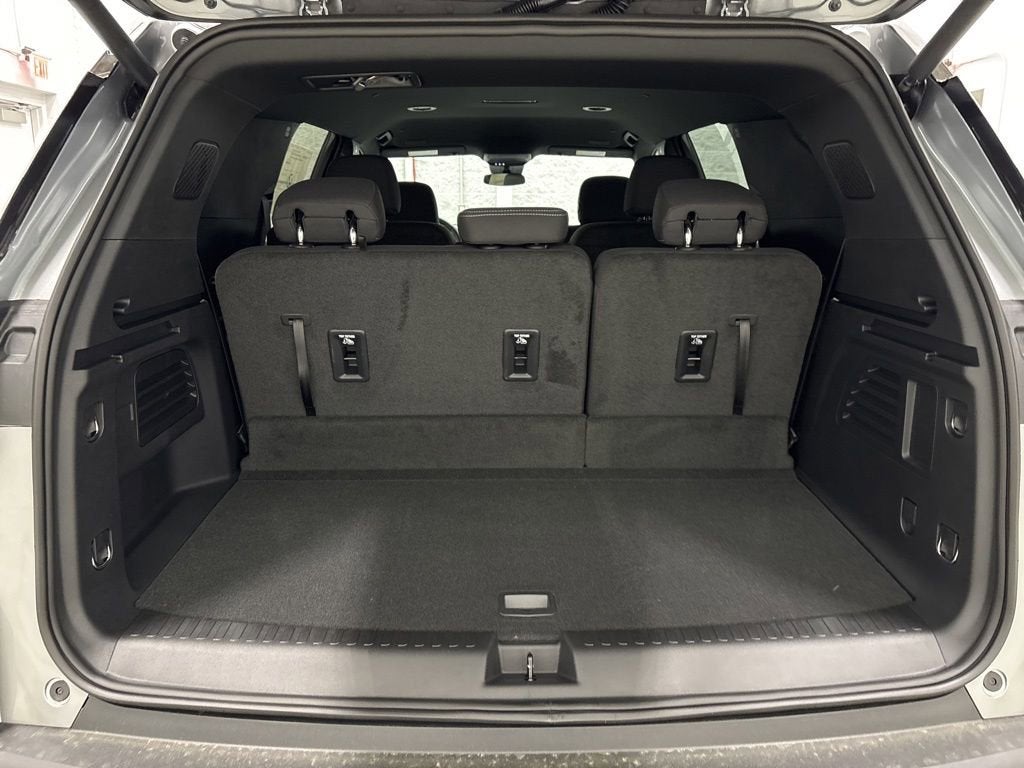 2026 Chevrolet Traverse LT SUV AWD