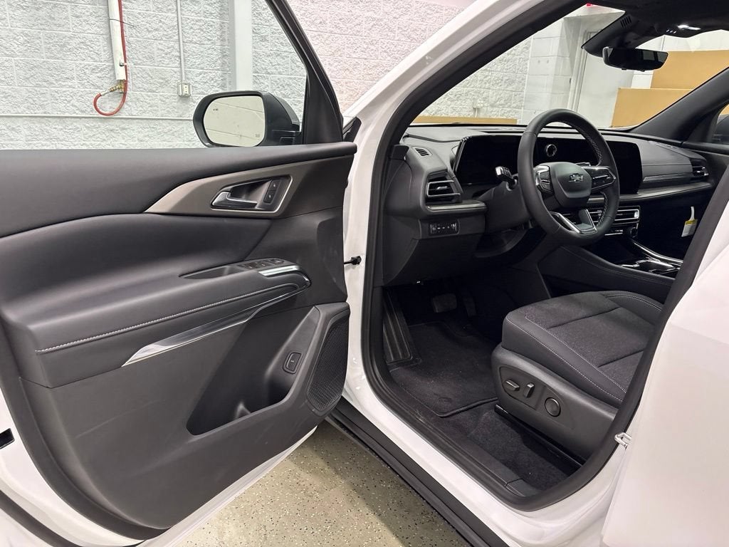 2026 Chevrolet Traverse LT SUV AWD