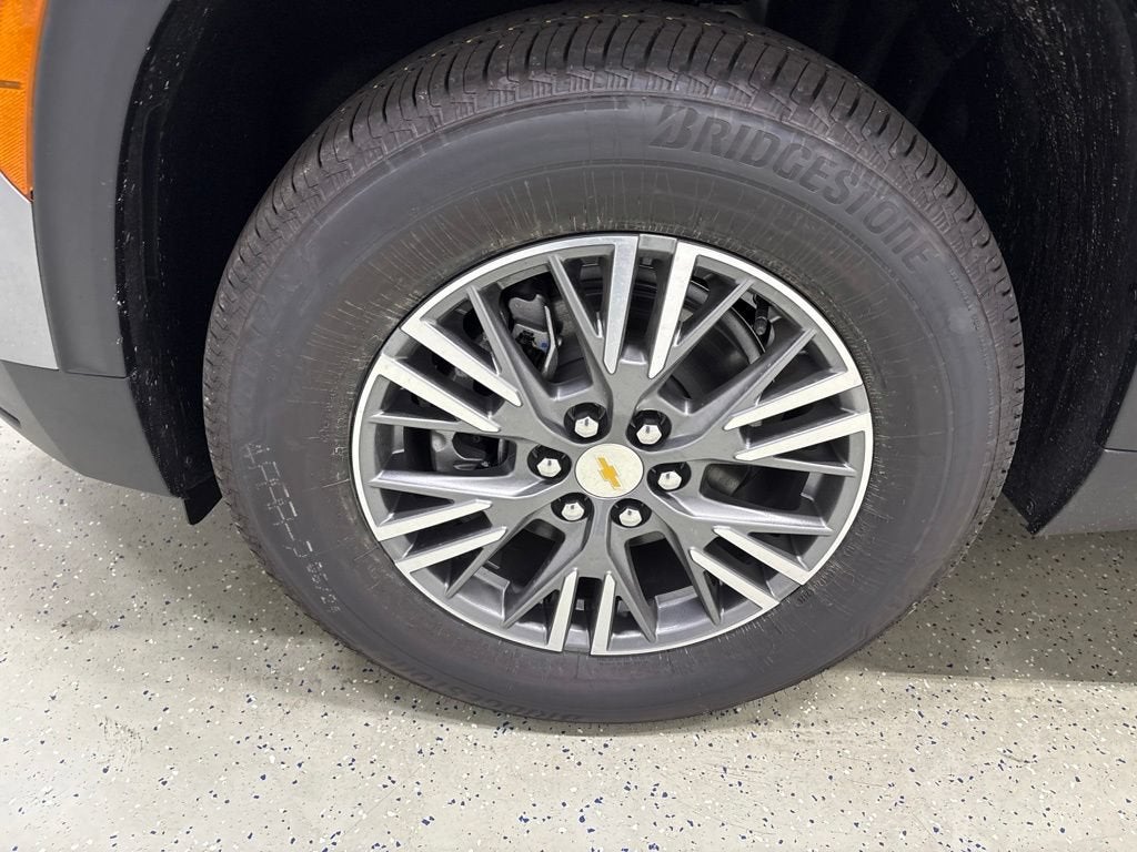 2026 Chevrolet Traverse LT - Photo 11