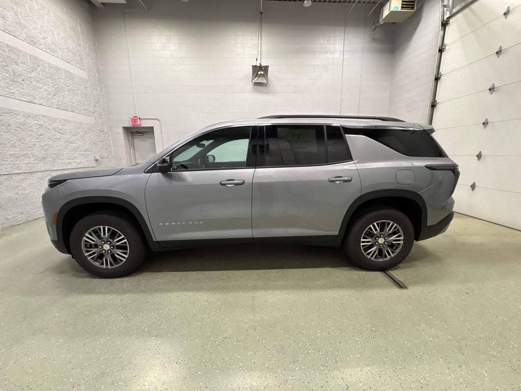 2026 Chevrolet Traverse LT - Photo 7