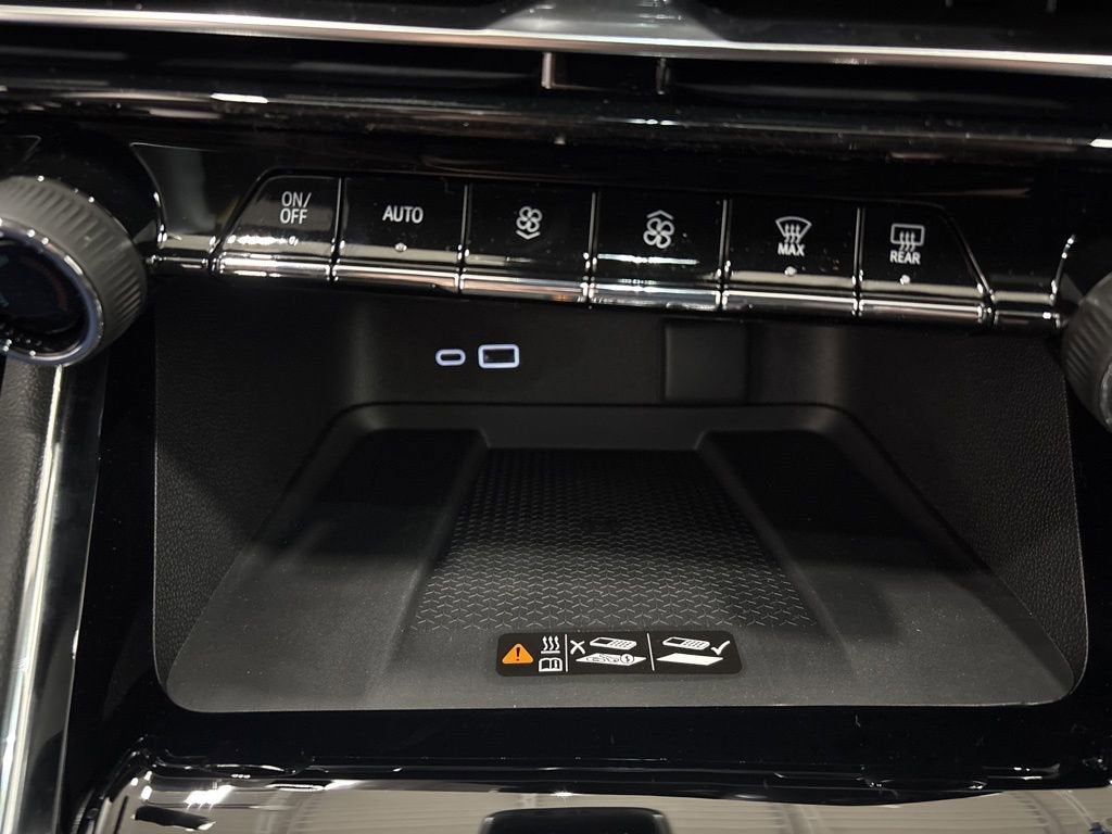 2026 Chevrolet Traverse LT SUV AWD