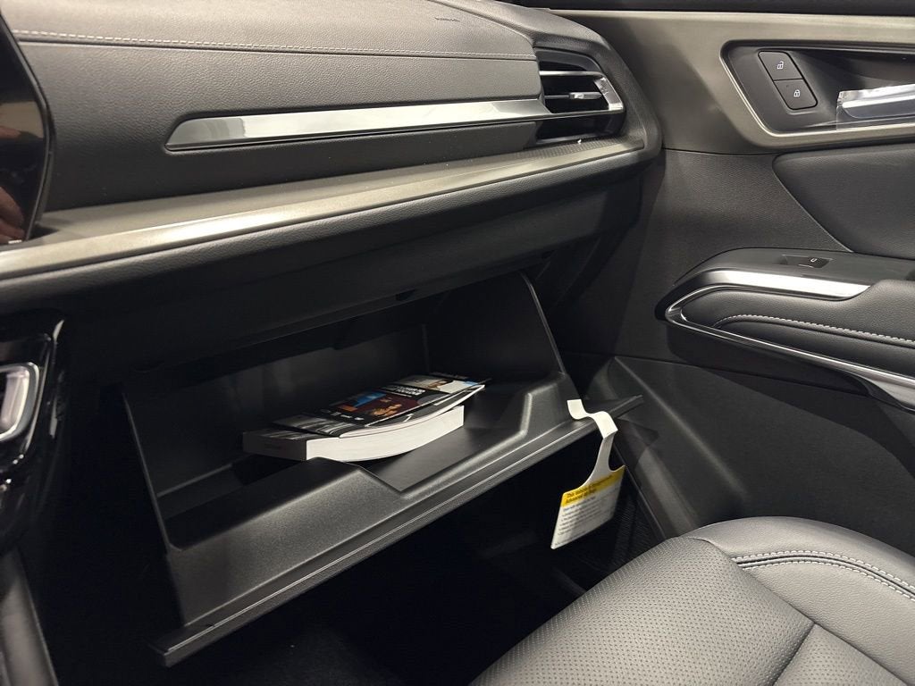 2026 Chevrolet Traverse LT SUV AWD