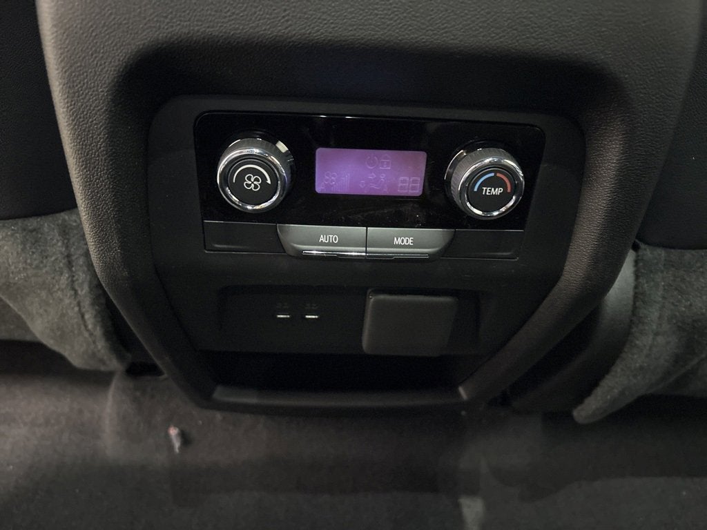 2026 Chevrolet Traverse LT SUV AWD