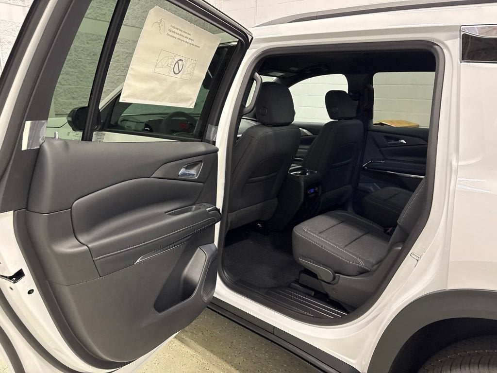 2026 Chevrolet Traverse LT SUV AWD