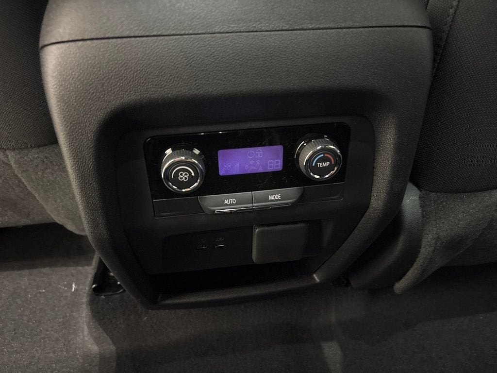 2026 Chevrolet Traverse LT SUV AWD